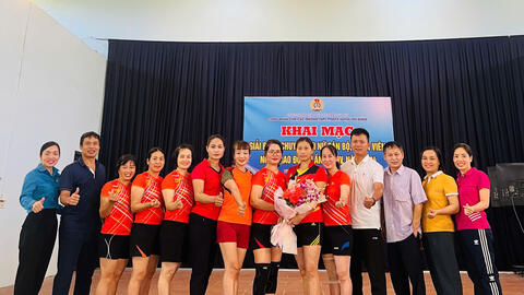 THPT Yên Dũng số 1 dự giải bóng chuyền hơi cấp cụm với kết quả  đáng vui mừng